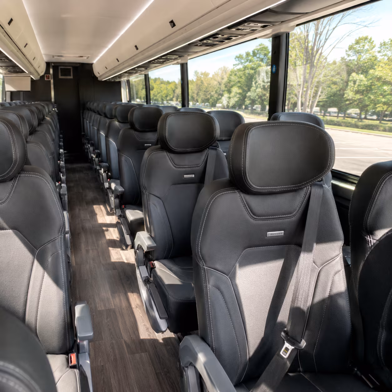 charter buses to the gorge amphitheatre and columbia river gorge destinations