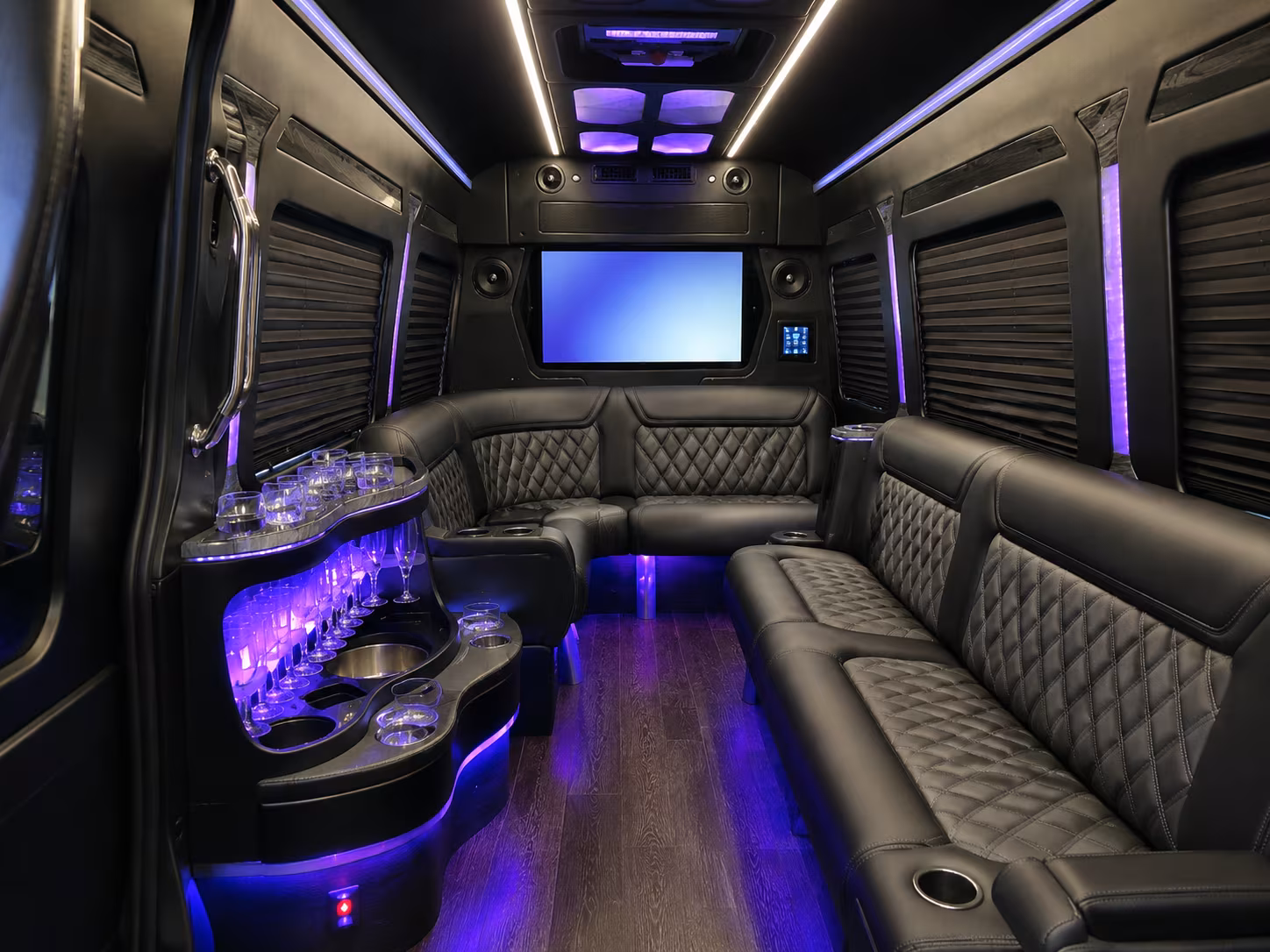 greshamcharterbusservices com puts every sporting event bus option right in front of you